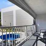 Surestay Plus Hotel By Best Western Sacramento North