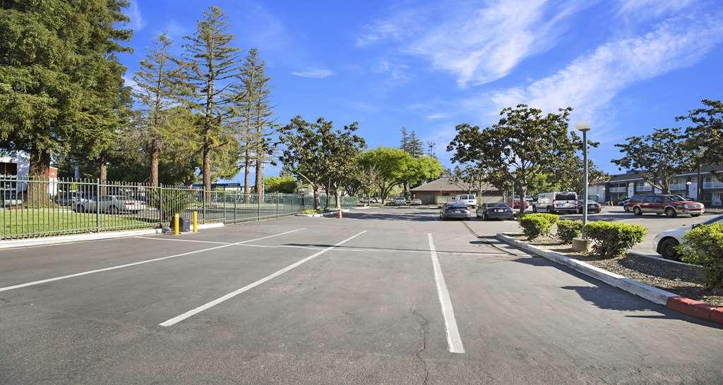 Hotel Surestay By Western North 3*