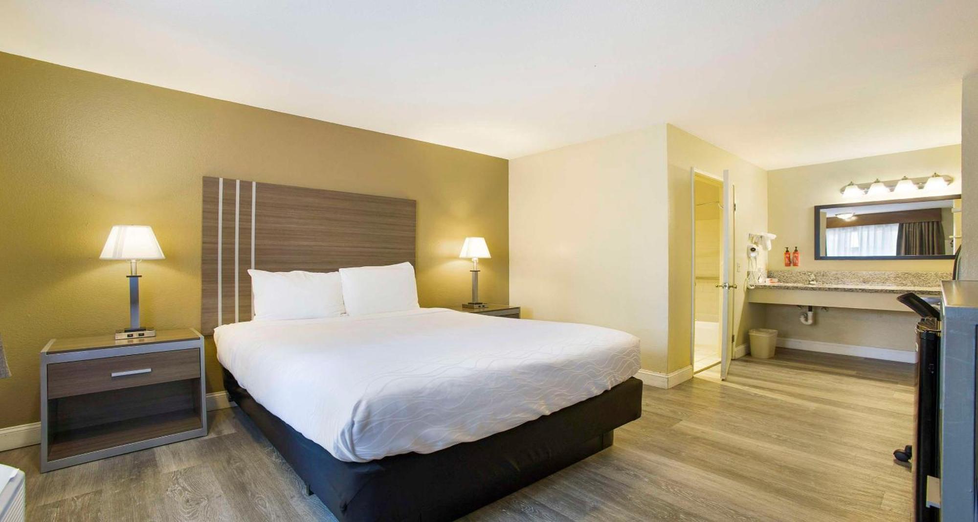 Hotel Surestay By Western North Sacramento